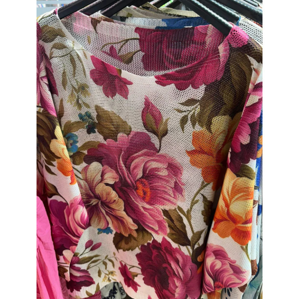 CFLOF W Loowie Fuchsia Floral Round Neck Knit Sweater One Size